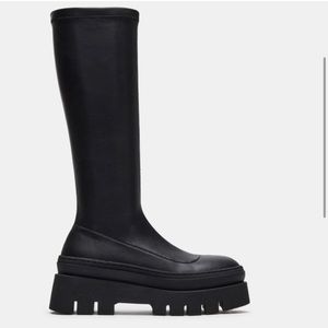 Steve Madden Knee High Titan Boots size 7.5